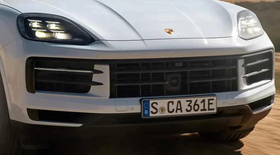 porsche-cayenne-coupe-grille