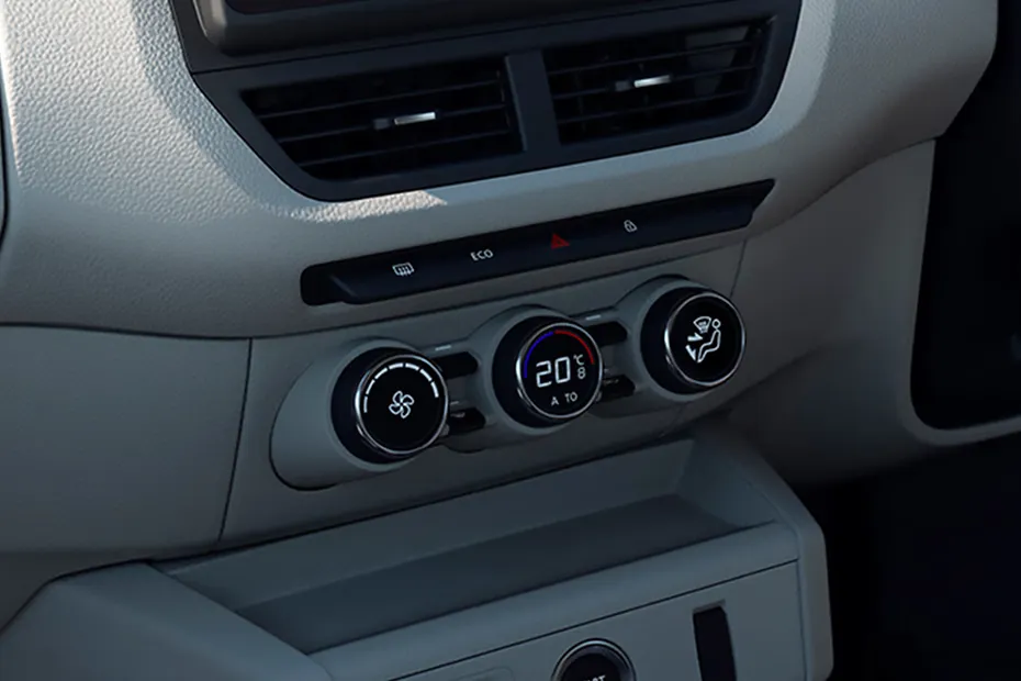 renault-triber-ac-controls