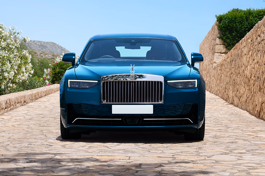 rolls-royce-ghost-series-II-front-view
