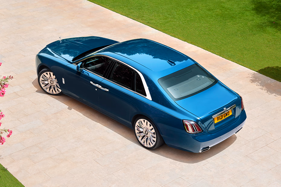 rolls-royce-ghost-series-II-top-view