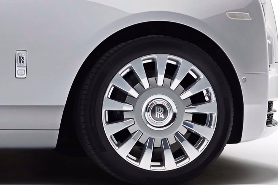 rolls-royce-phantom-alloy-wheel