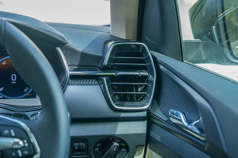 skoda-kushaq-driver-ac-vent