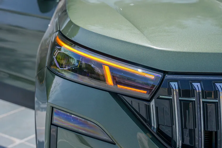 skoda-kushaq-front-turn-indicator