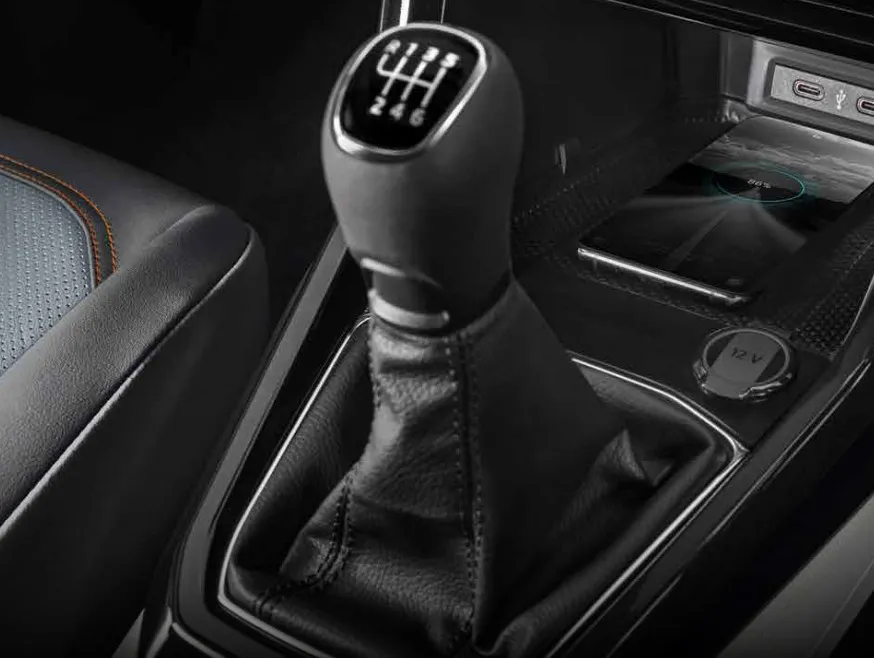 skoda-kushaq-gear-lever