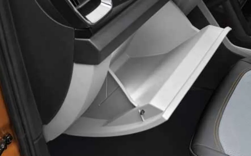 skoda-kushaq-glove-box