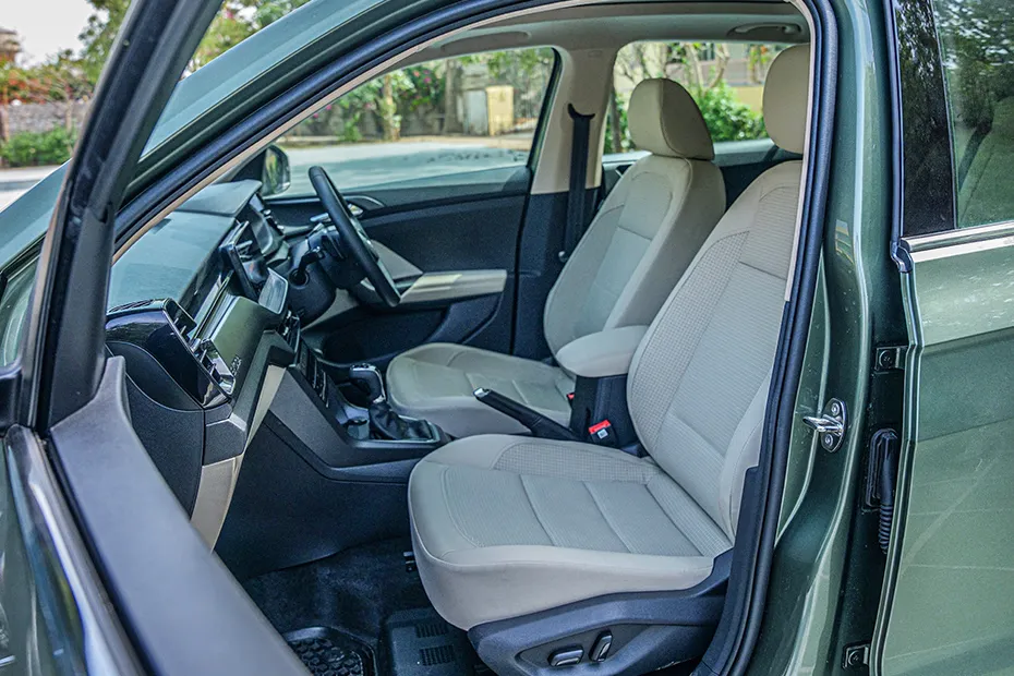 skoda-kushaq-passenger-cabin-view