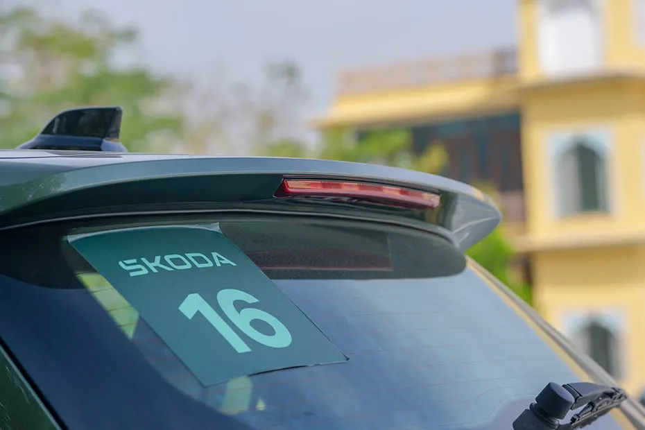 skoda-kushaq-rear-spoiler