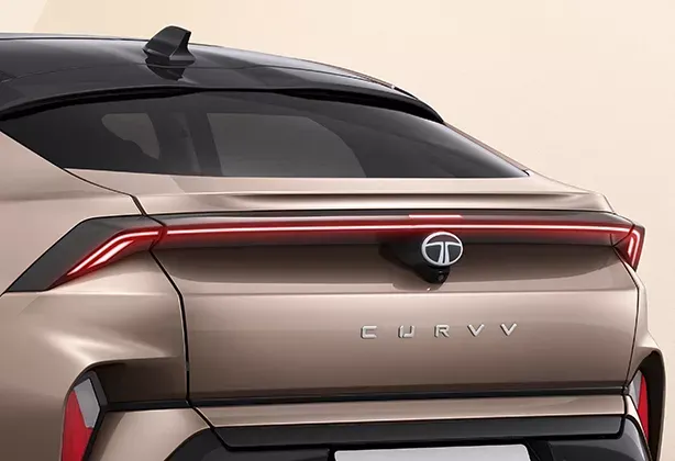 tata-curvv-tail-lamp