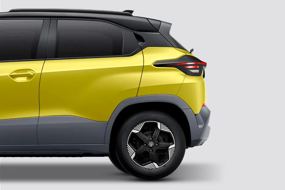 tata-punch-ev-rear-fender