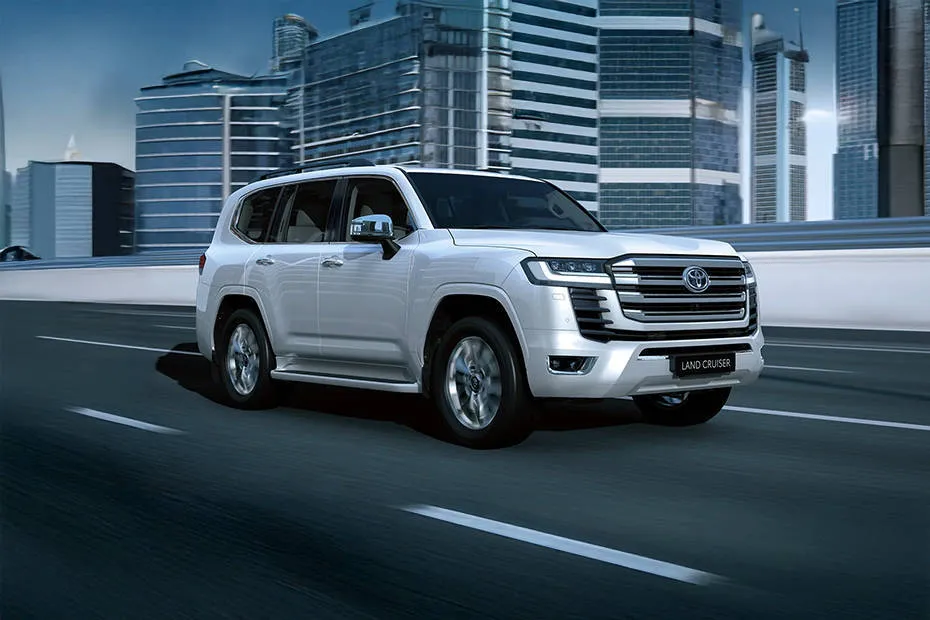 toyota-land-cruiser-300-front-right-view