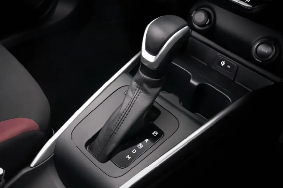 toyota-taisor-gear-shifter
