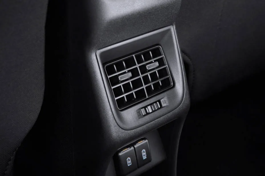 toyota-taisor-rear-air-vents