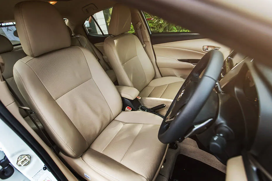 toyota-yaris-door-view-of-driver-seat