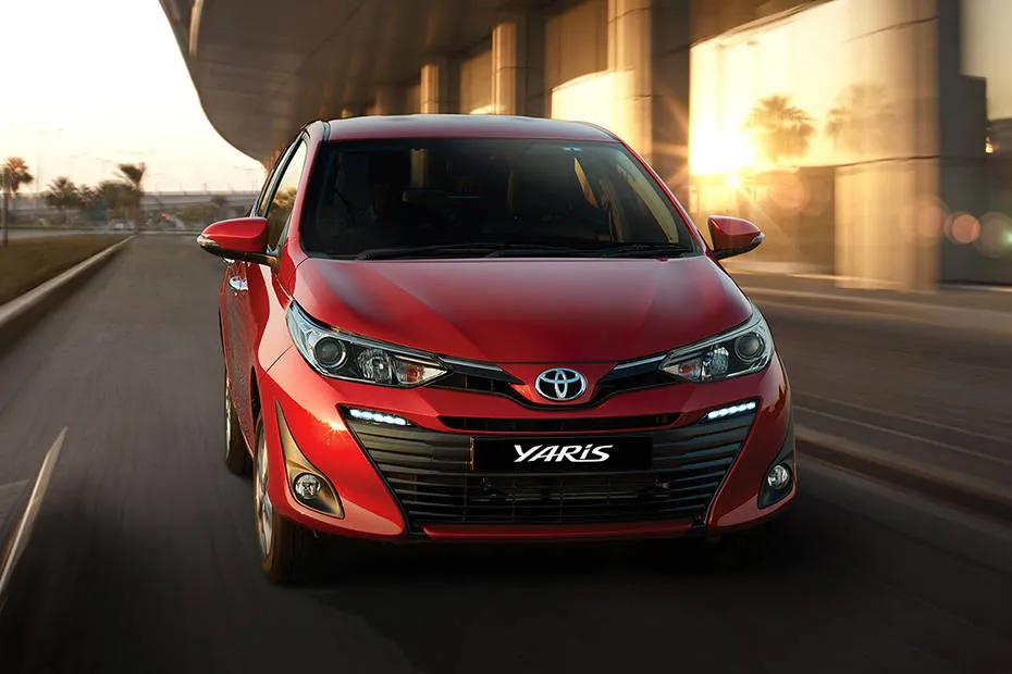 toyota-yaris-front-view