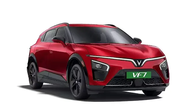 vinfast-vF7-front-right-view