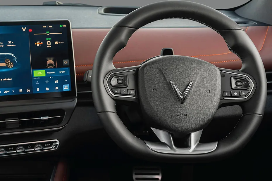 vinfast-vf7-steering-wheel