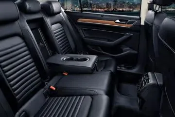 volkswagen-passat-rear-seats
