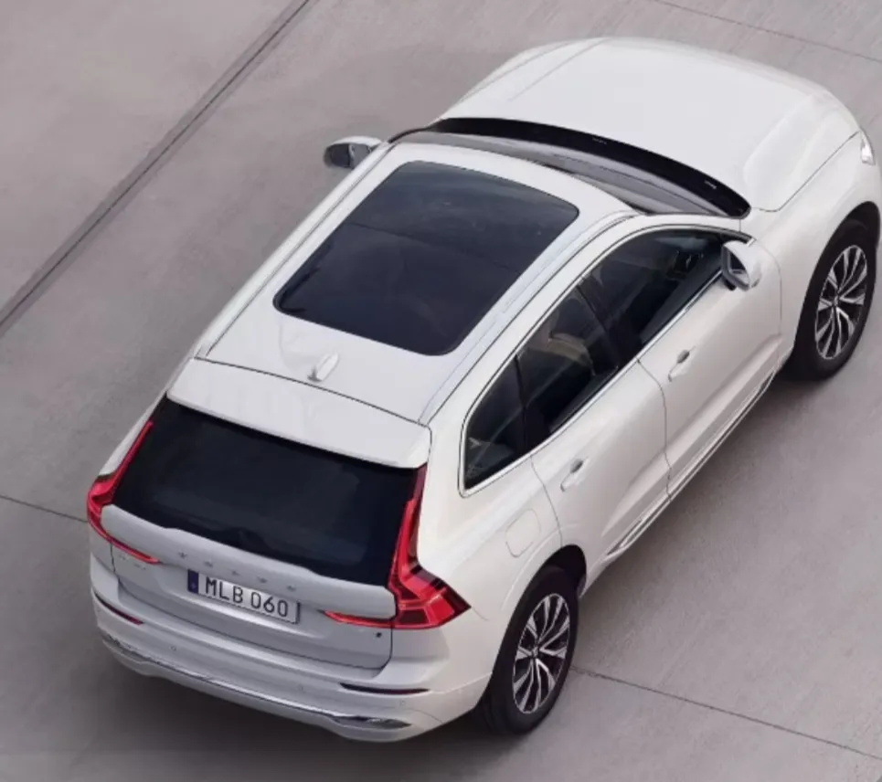 volvo-xc-90-rear-top-view